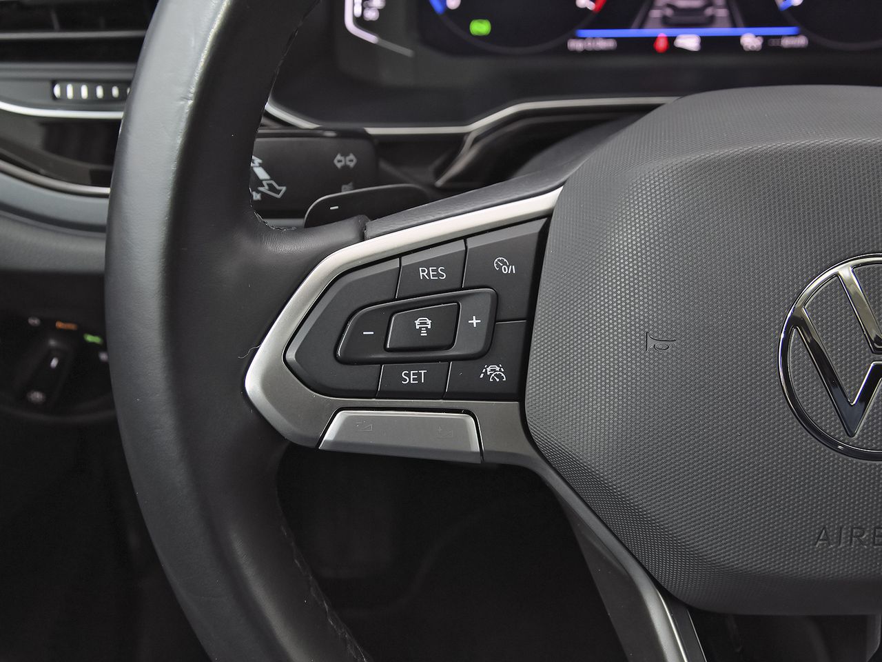 Volkswagen Taigo R-Line 1.0 TSI 81kW (110CV) DSG - foto 17