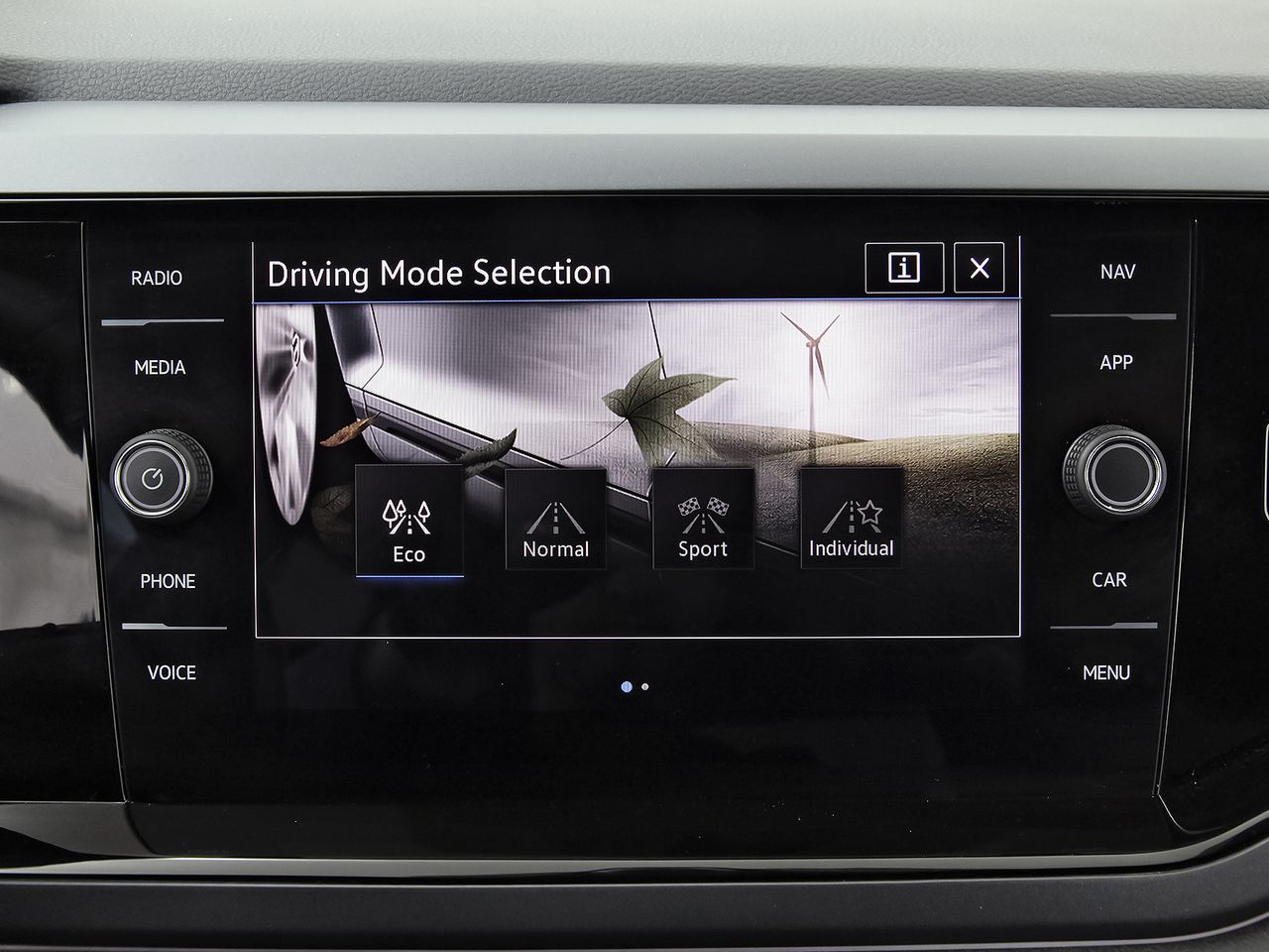 Volkswagen Taigo R-Line 1.0 TSI 81kW (110CV) DSG - foto 26