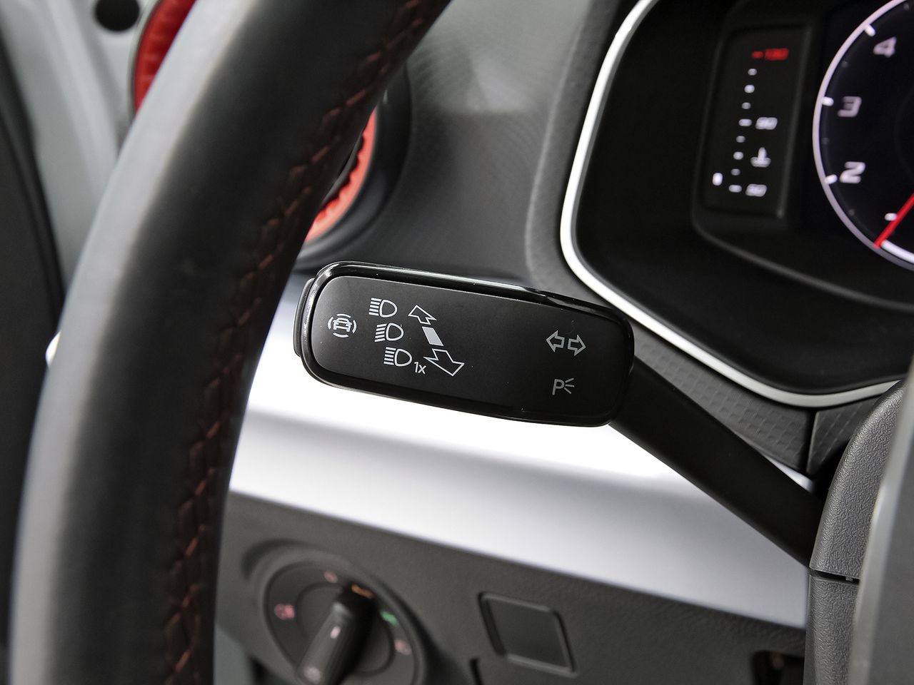 Seat Arona 1.0 TSI 85kW (115CV) FR Special Edition - foto 12