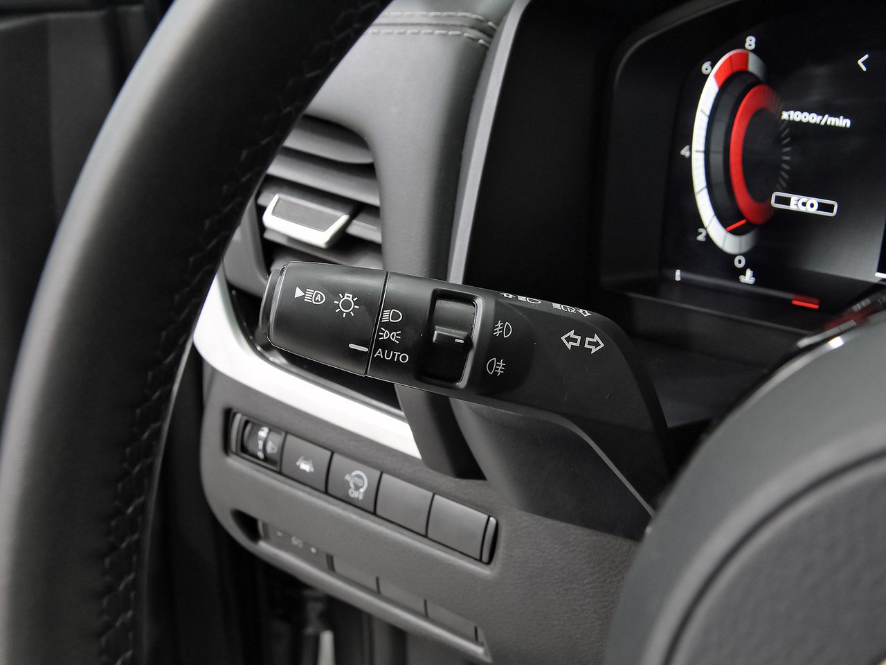 Nissan Qashqai DIG-T 103kW N-Connecta - foto 15