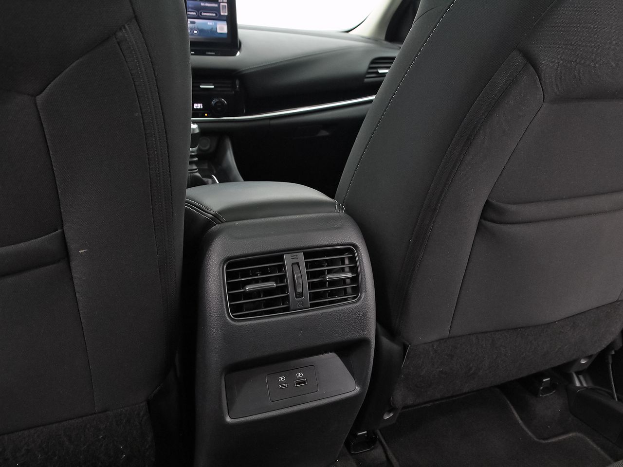 Nissan Qashqai DIG-T 103kW N-Connecta - foto 34