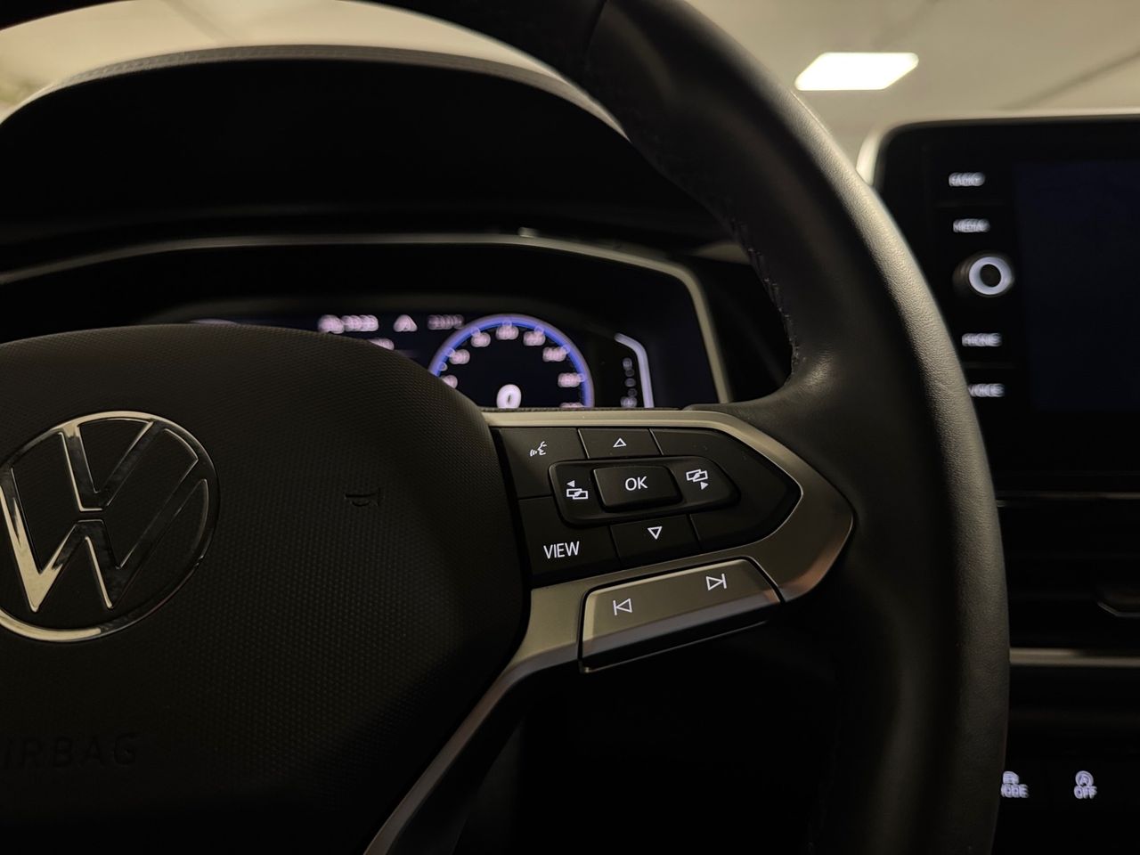 Volkswagen T-Roc R-Line 2.0 TDI 110kW (150CV) DSG - foto 10