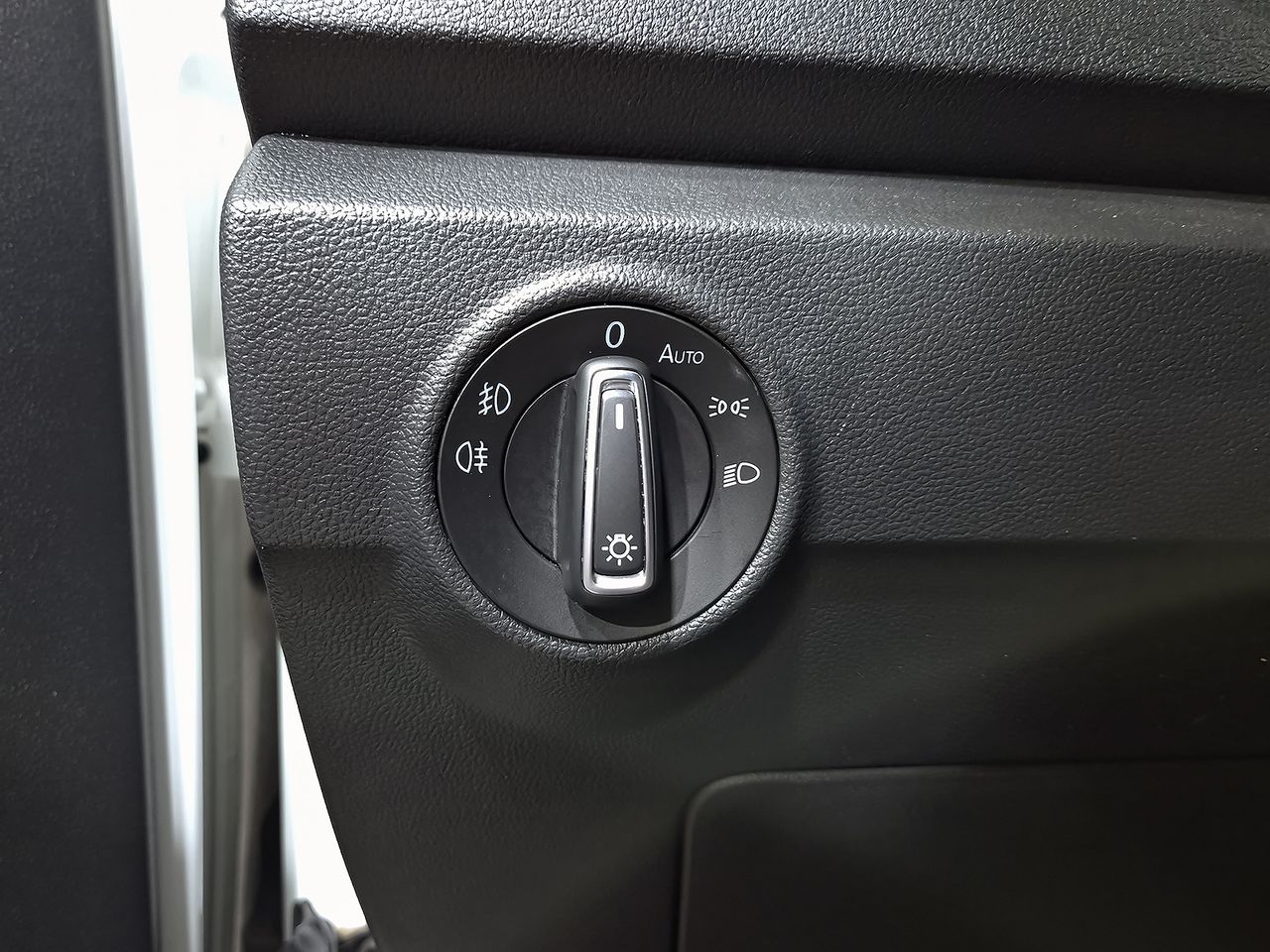 Volkswagen T-Roc Sport 2.0 TDI 110kW (150CV) DSG - foto 12