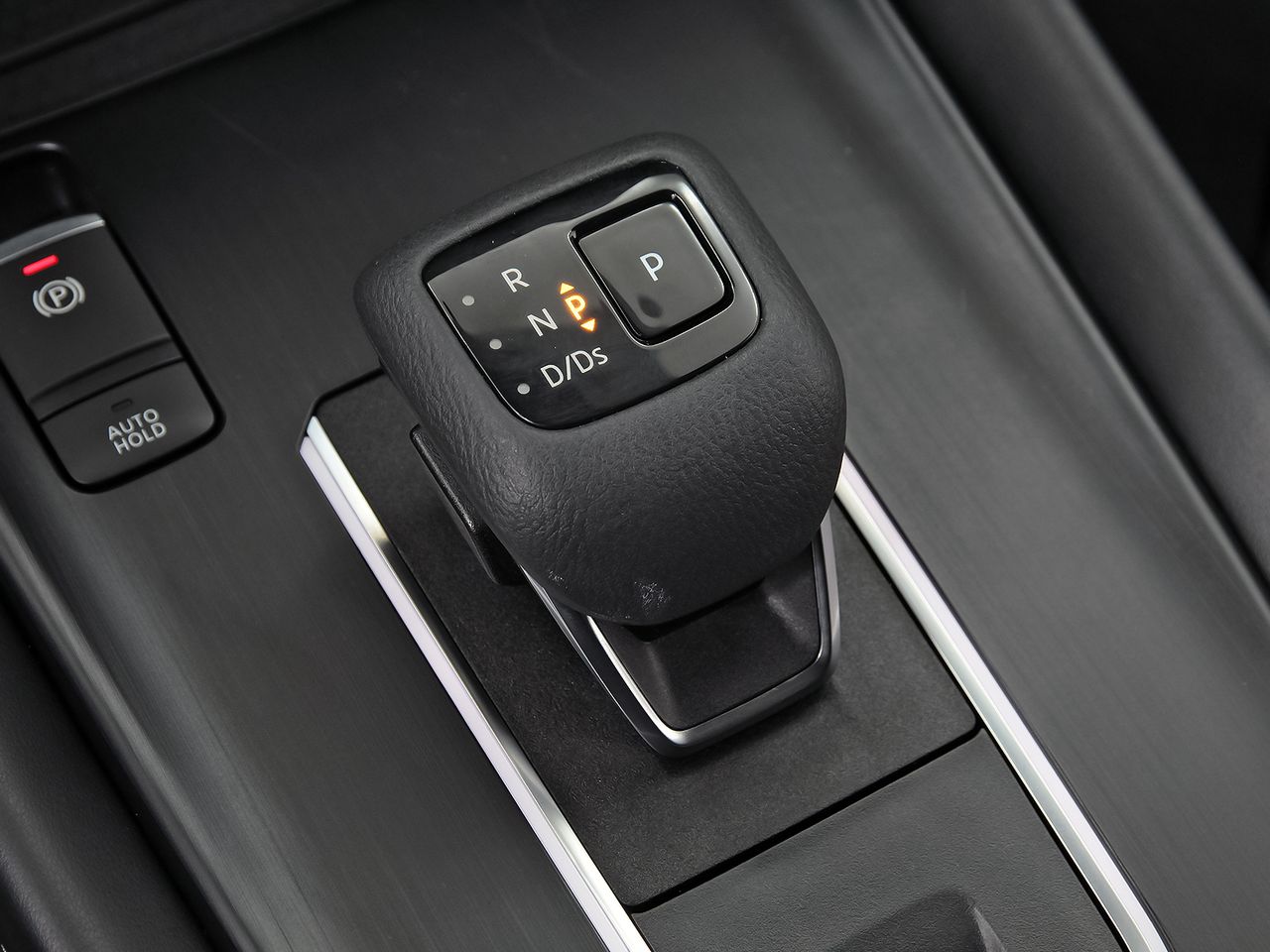 Nissan Qashqai DIG-T 116kW Xtronic N-Connecta - foto 33