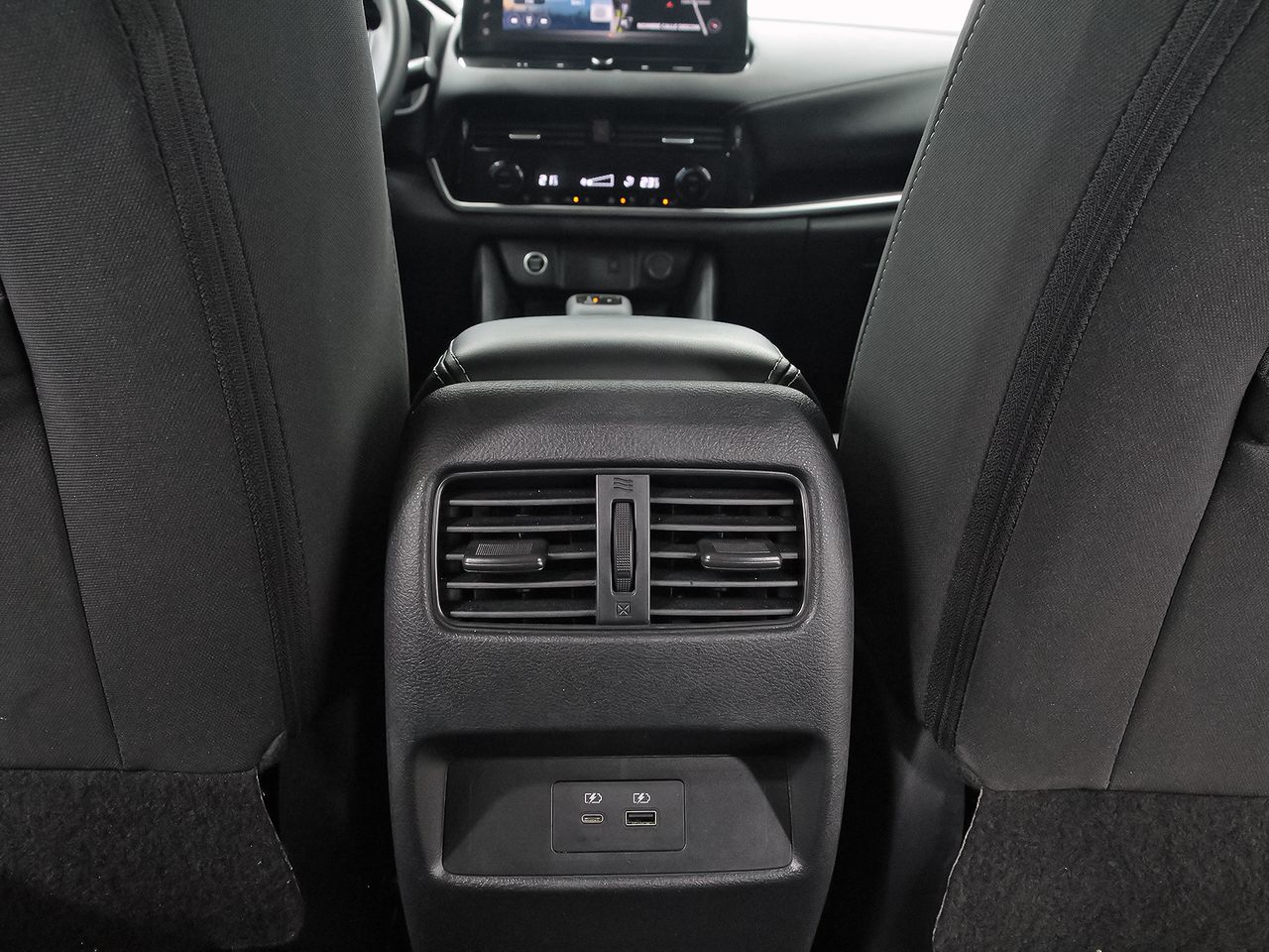 Nissan Qashqai DIG-T 116kW Xtronic N-Connecta - foto 34