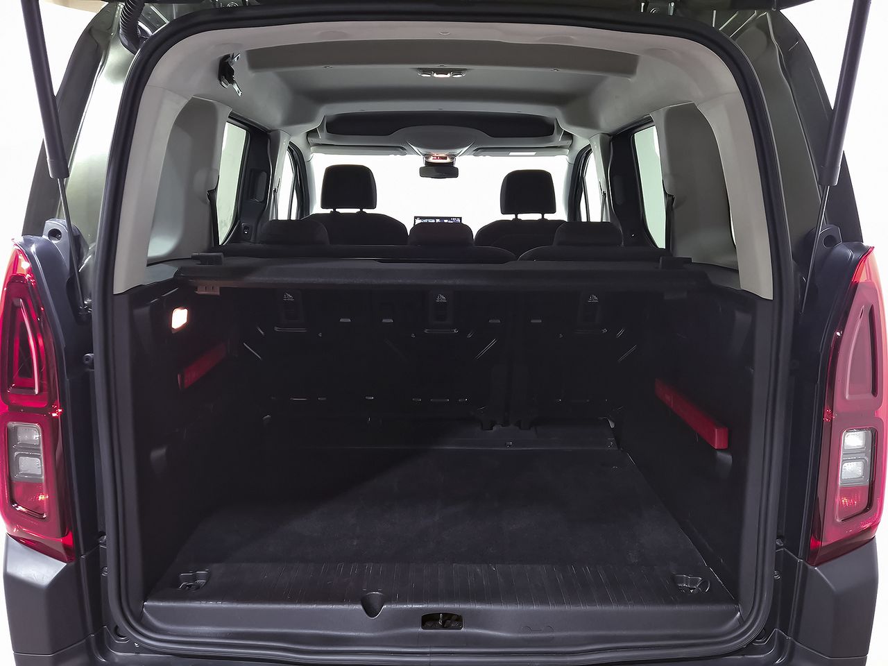 Fiat Doblò 1.5 75kW (100CV) diésel MT6 Talla M - foto 10