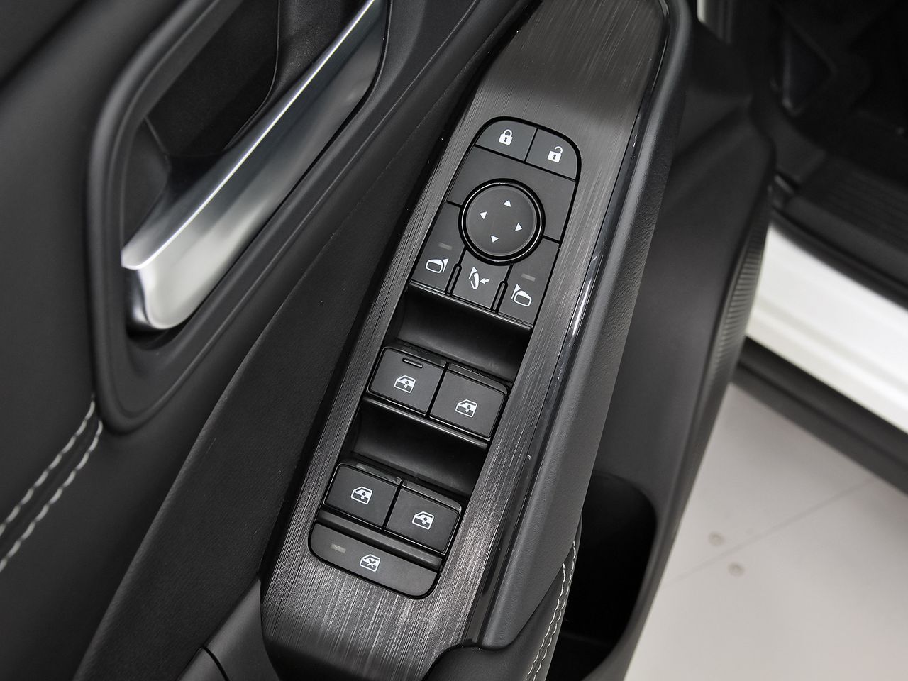 Nissan Qashqai DIG-T 103kW (140CV) mHEV 4x2 Acenta - foto 12