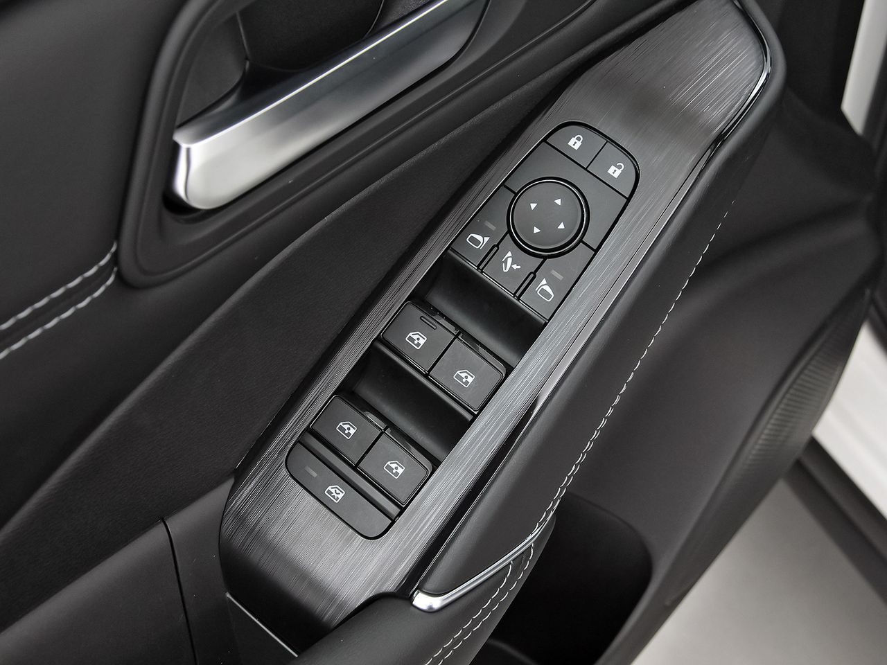 Nissan Qashqai DIG-T 103kW N-Connecta - foto 12