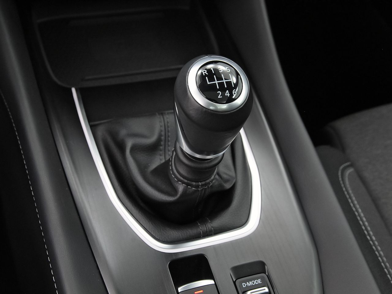 Nissan Qashqai DIG-T 103kW N-Connecta - foto 26