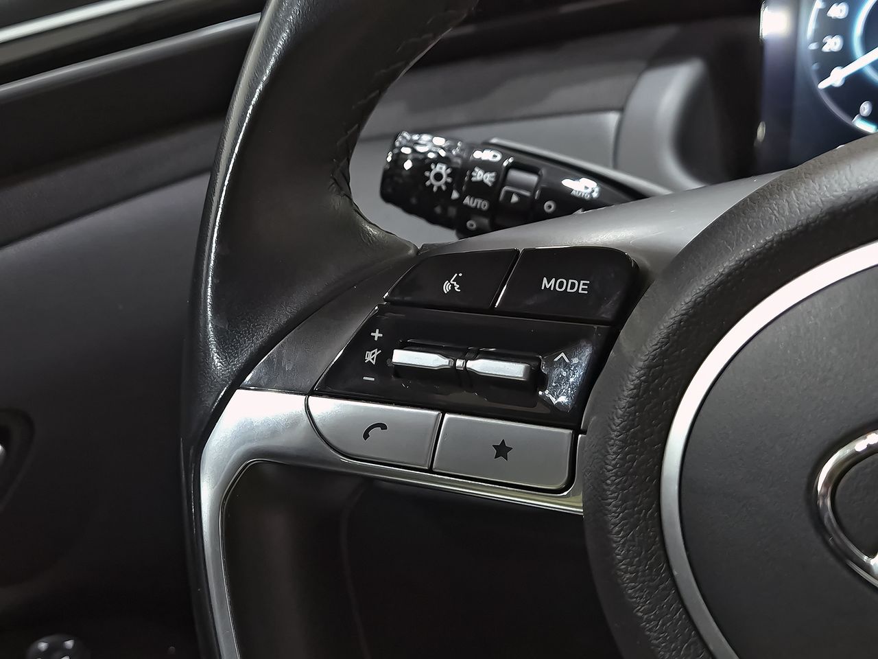 Hyundai Tucson 1.6 CRDI 100kW (136CV) 48V Tecno 2C - foto 16