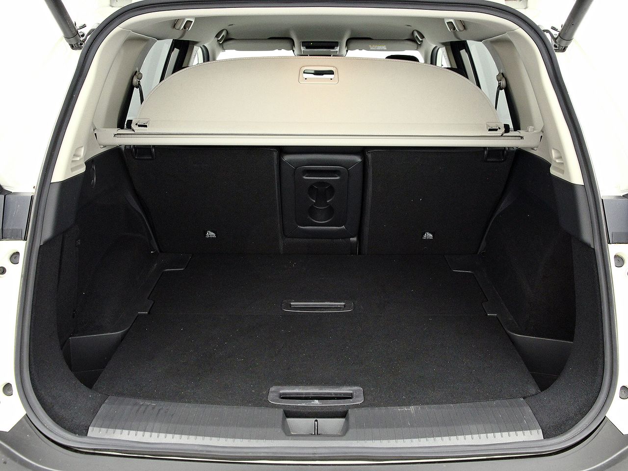 Nissan X-Trail 5pl 1.5 e-4ORCE 158kW 4x4 A/T Tekna - foto 37