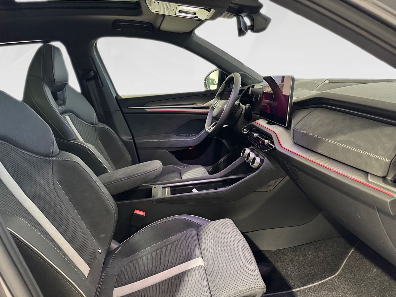 Skoda Kodiaq 1.5 TSI 150KW DSG PHEV Sportline - foto 5