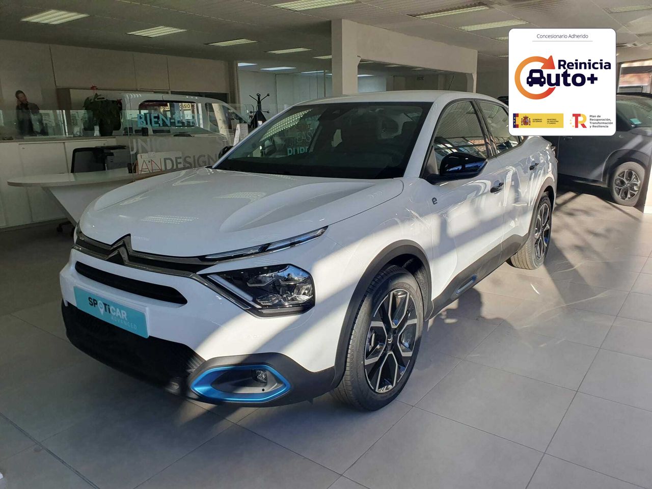 Foto citroën ë-c4 x 2024 /