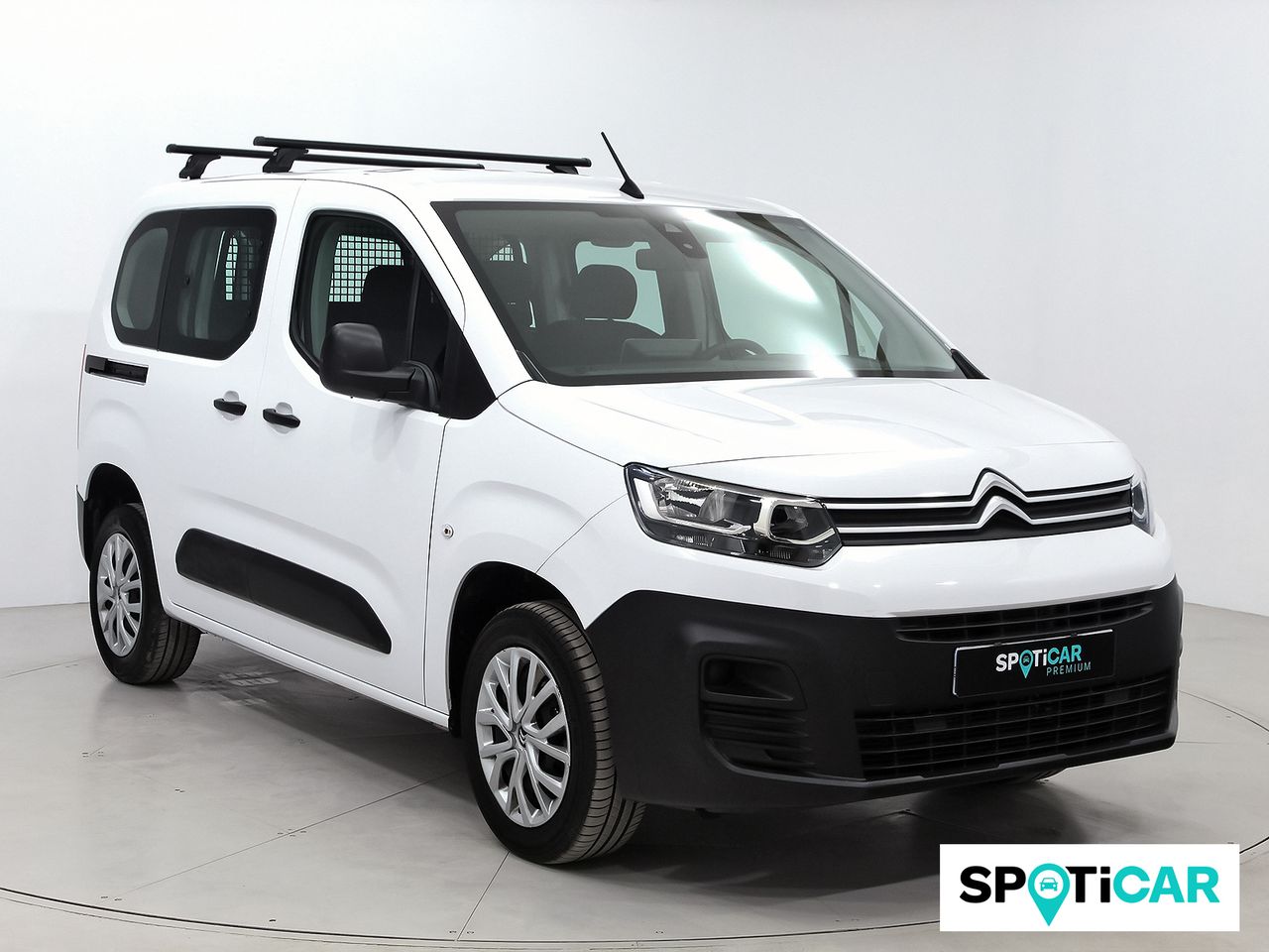 Local en venta terrassa barcelona  de segunda mano en Barcelona - citroën berlingo 2022 /