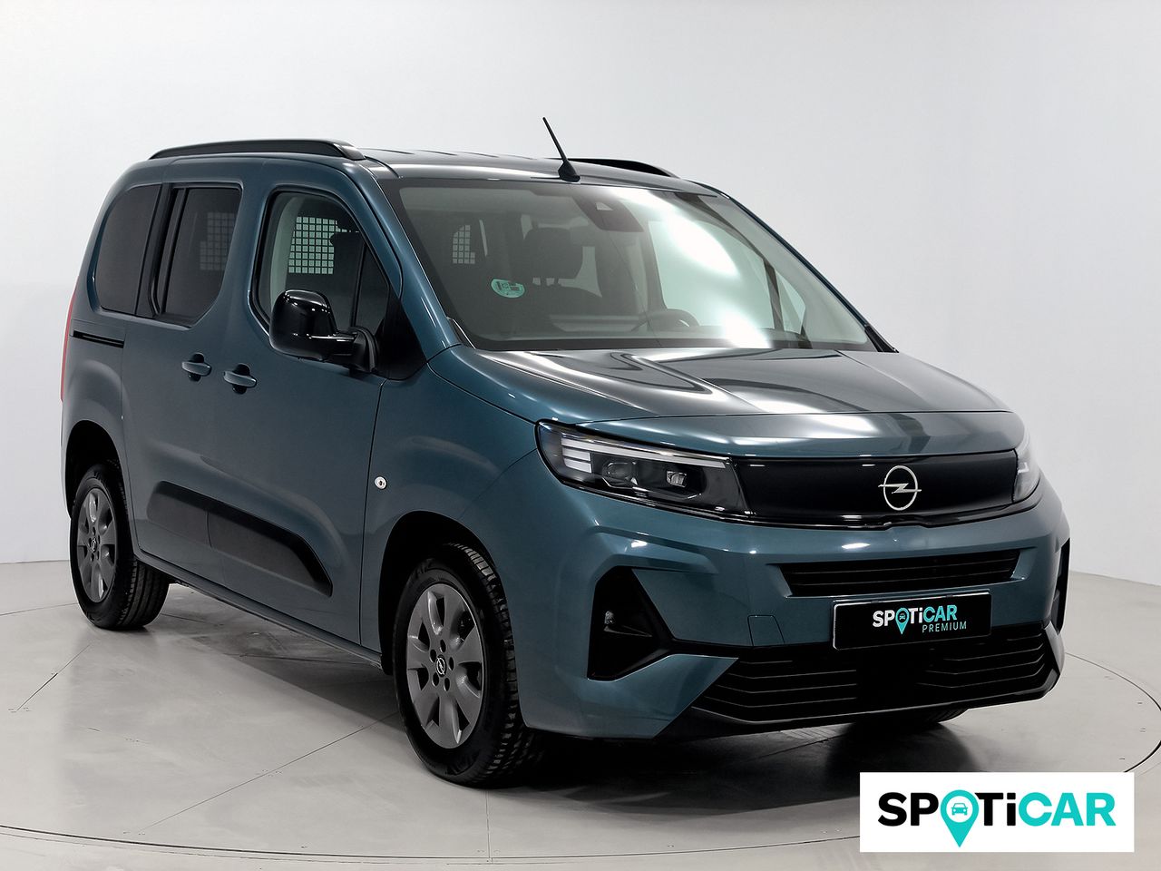Volvo xc40 concesionario oficial en terrassa  de segunda mano - opel combo cargo 2024 /