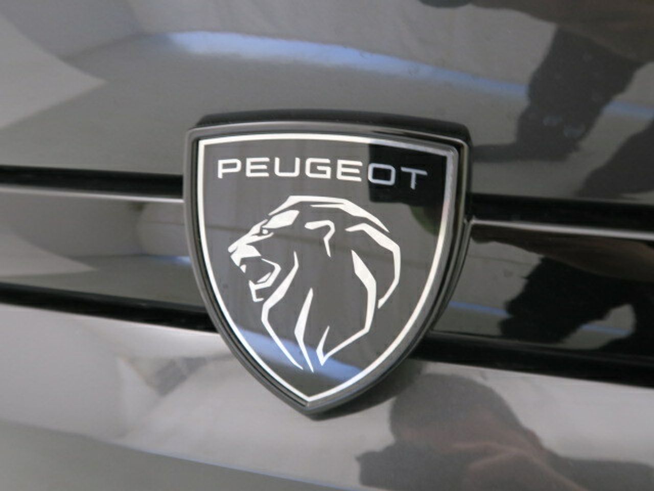 Peugeot 408 408 GT PHEV 225 e-EAT8 - foto 20