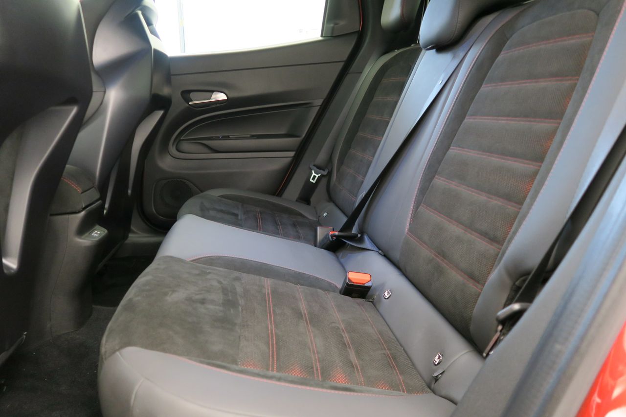 Alfa Romeo Junior Elettrica Veloce 207kW (280CV) - foto 17