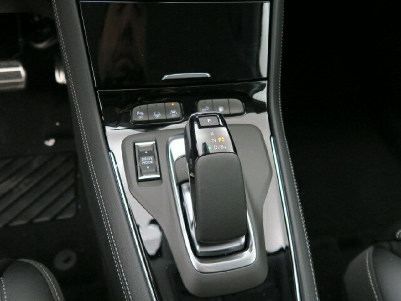 Opel Grandland 1.6 Turbo PHEV GSe Auto 221kW/300CV - foto 13