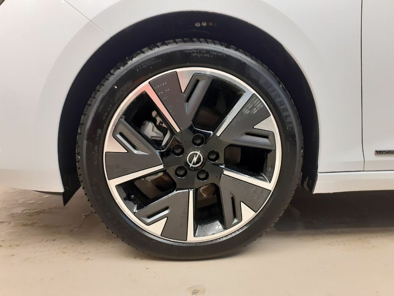 Opel Astra 54kWh GS Auto - foto 12