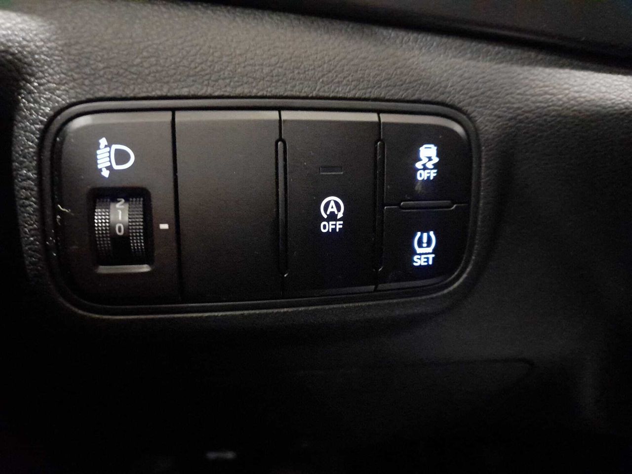 Hyundai Bayon 1.2 MPI Essence - foto 19