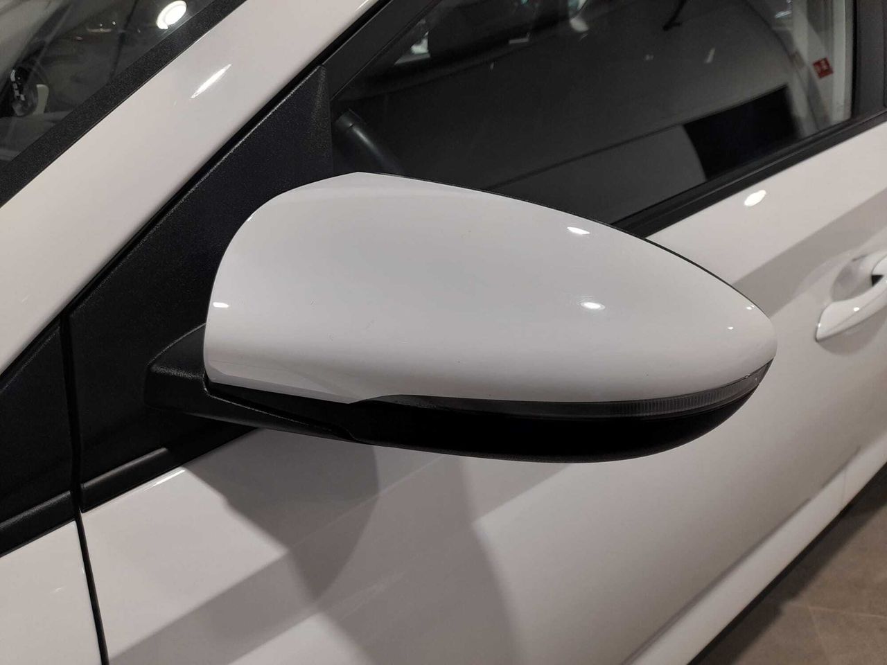 Hyundai Bayon 1.2 MPI Essence - foto 27