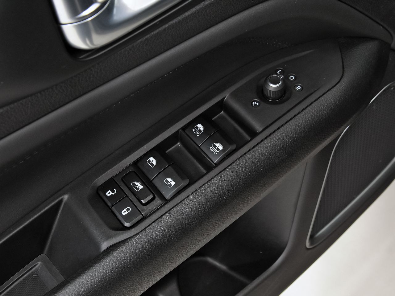 Jeep Compass 4Xe 1.3 PHEV 140kW(190CV) Limited AT AWD - foto 13