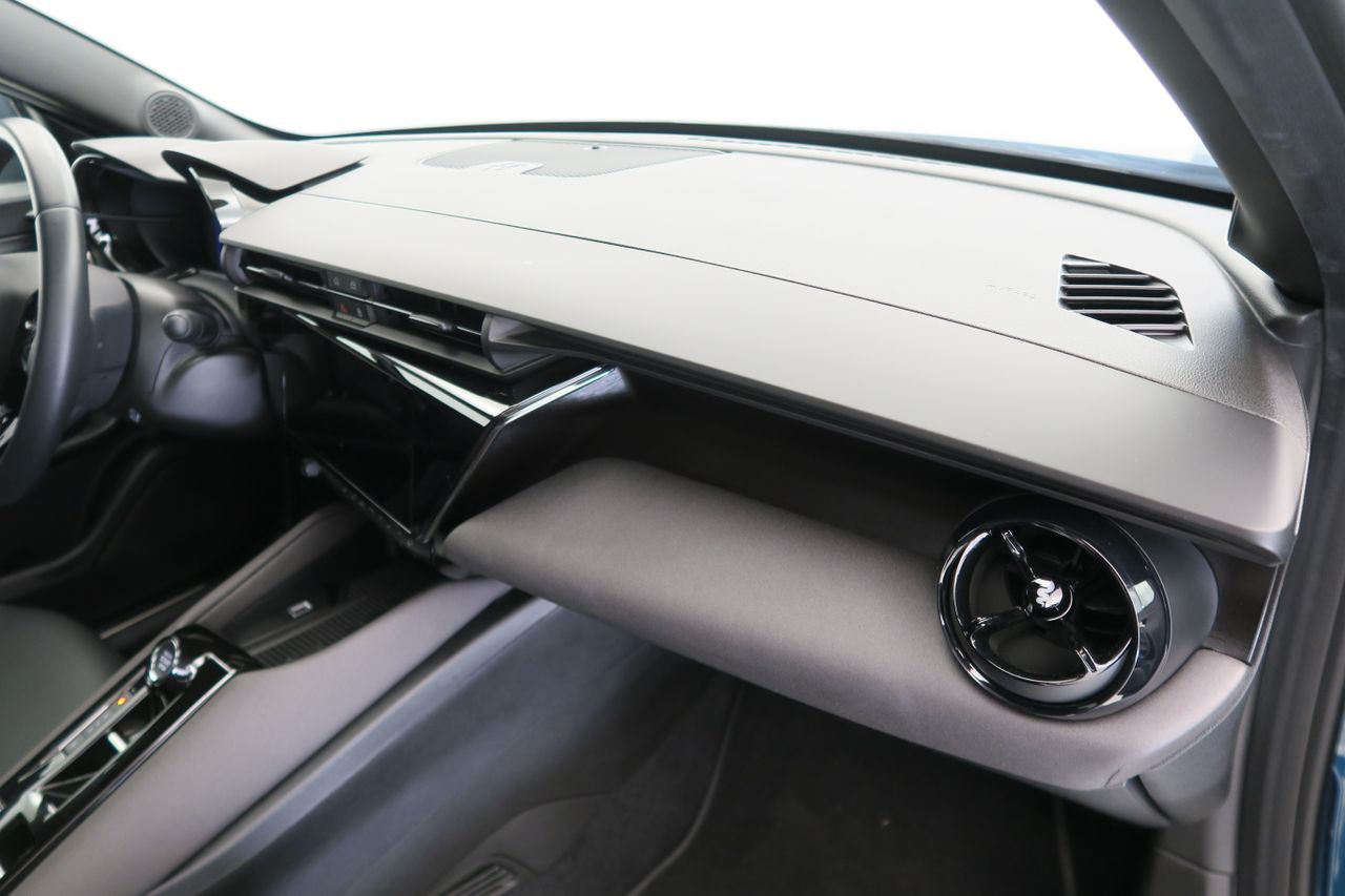 Alfa Romeo Junior Elettrica Speciale 115kW (156CV) - foto 17