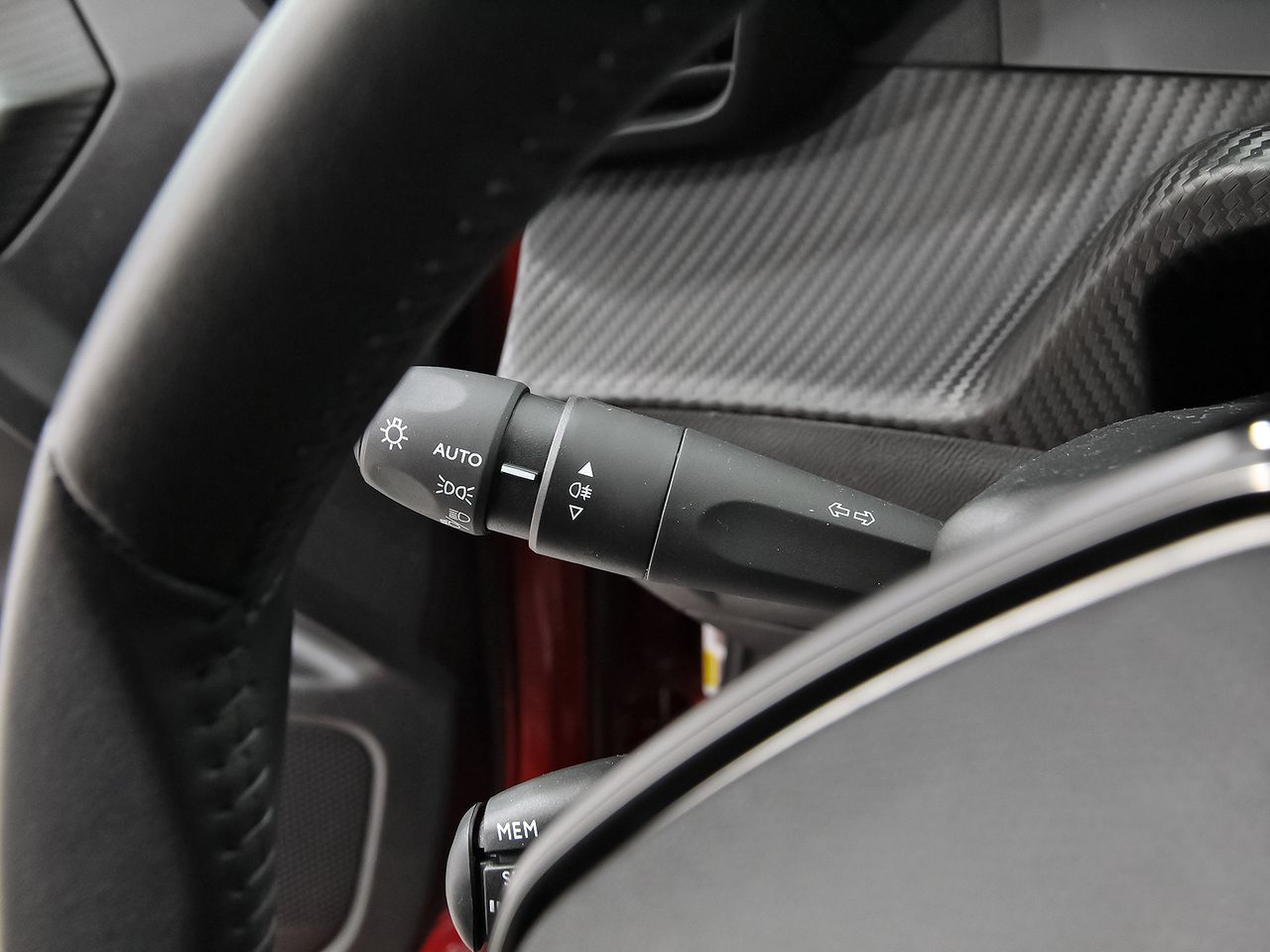 Peugeot 2008 Allure Puretech 100 S&S 6 Vel. MAN - foto 16