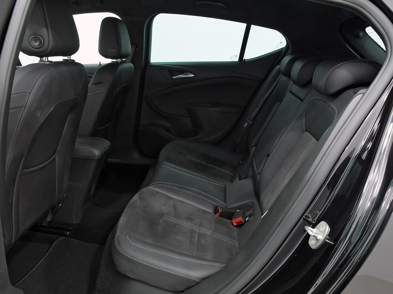 Opel Astra 1.2T SHR 107kW (145CV) Ultimate - foto 9