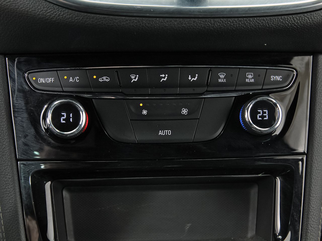 Opel Astra 1.2T SHR 107kW (145CV) Ultimate - foto 28