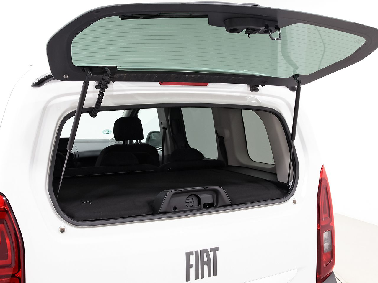 Fiat Doblò 1.5 75kW (100CV) diésel MT6 Talla M - foto 40