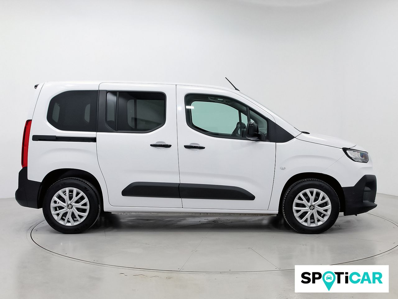Fiat Doblò 1.5 75kW (100CV) diésel MT6 Talla M - foto 3