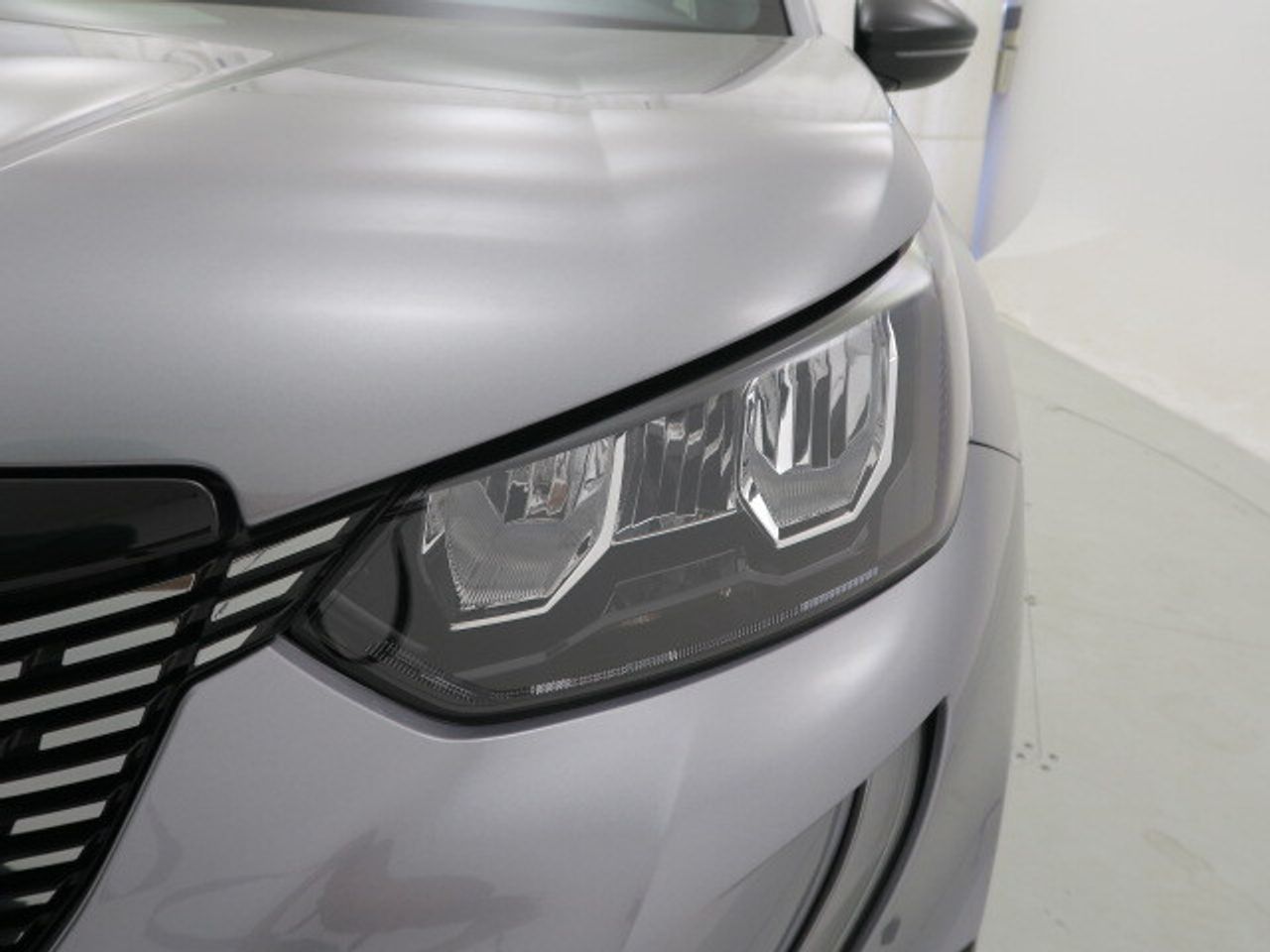 Peugeot 2008 Allure Puretech 130 S&S 6 Vel. MAN - foto 21