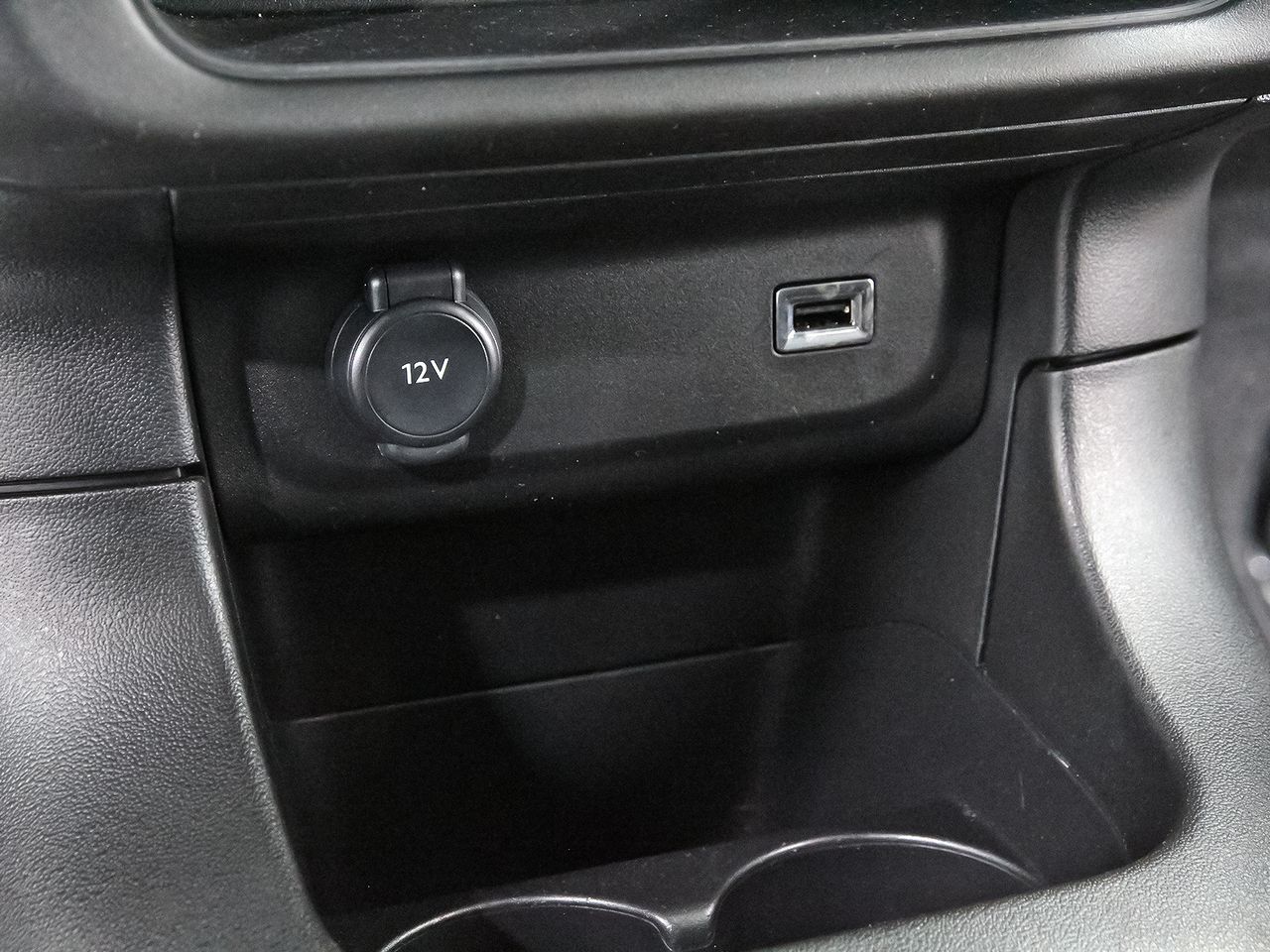 Citroën C3 BlueHDi 75KW (100CV) Plus - foto 27