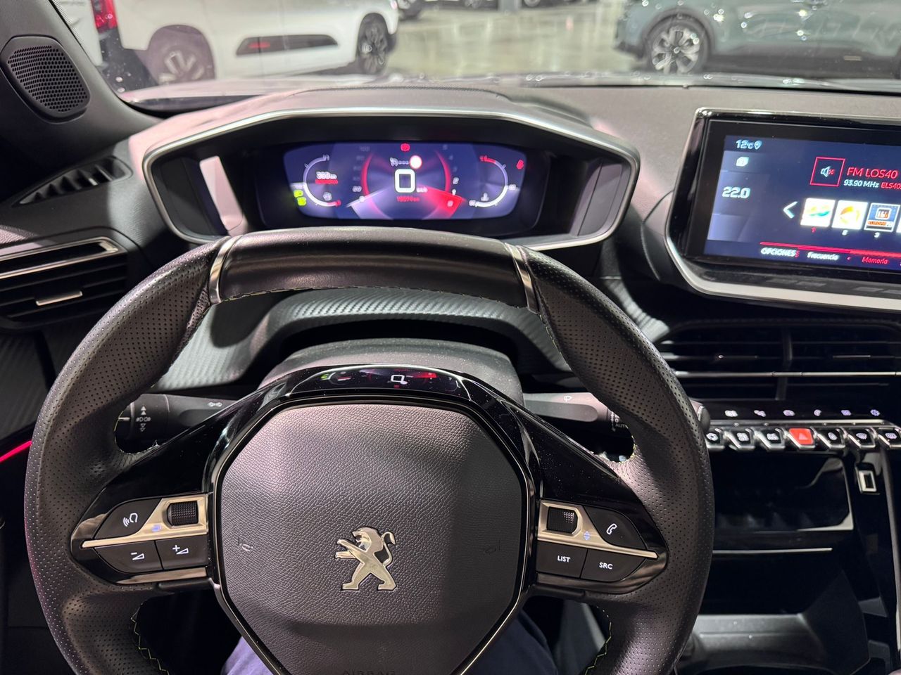 Peugeot 2008 GT Puretech 130 S&S BVM6 - foto 14