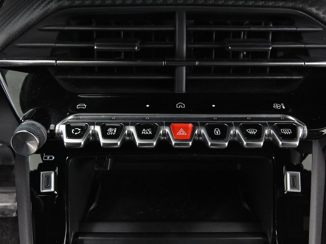 Peugeot 2008 GT Puretech 130 S&S EAT8 - foto 35