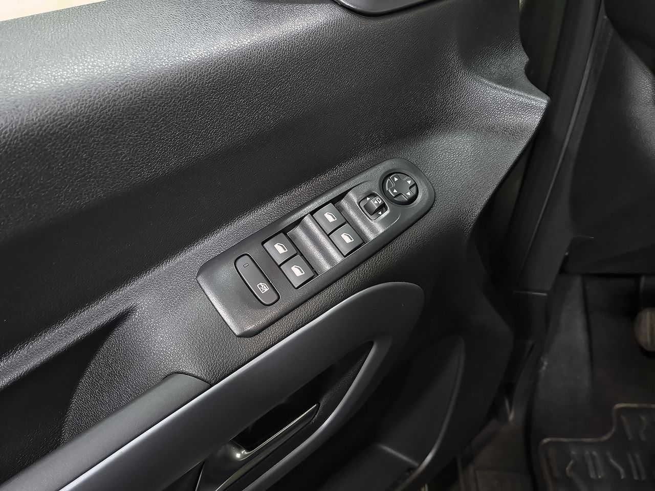 Fiat Doblò 1.5 75kW (100CV) diésel MT6 Talla M - foto 13