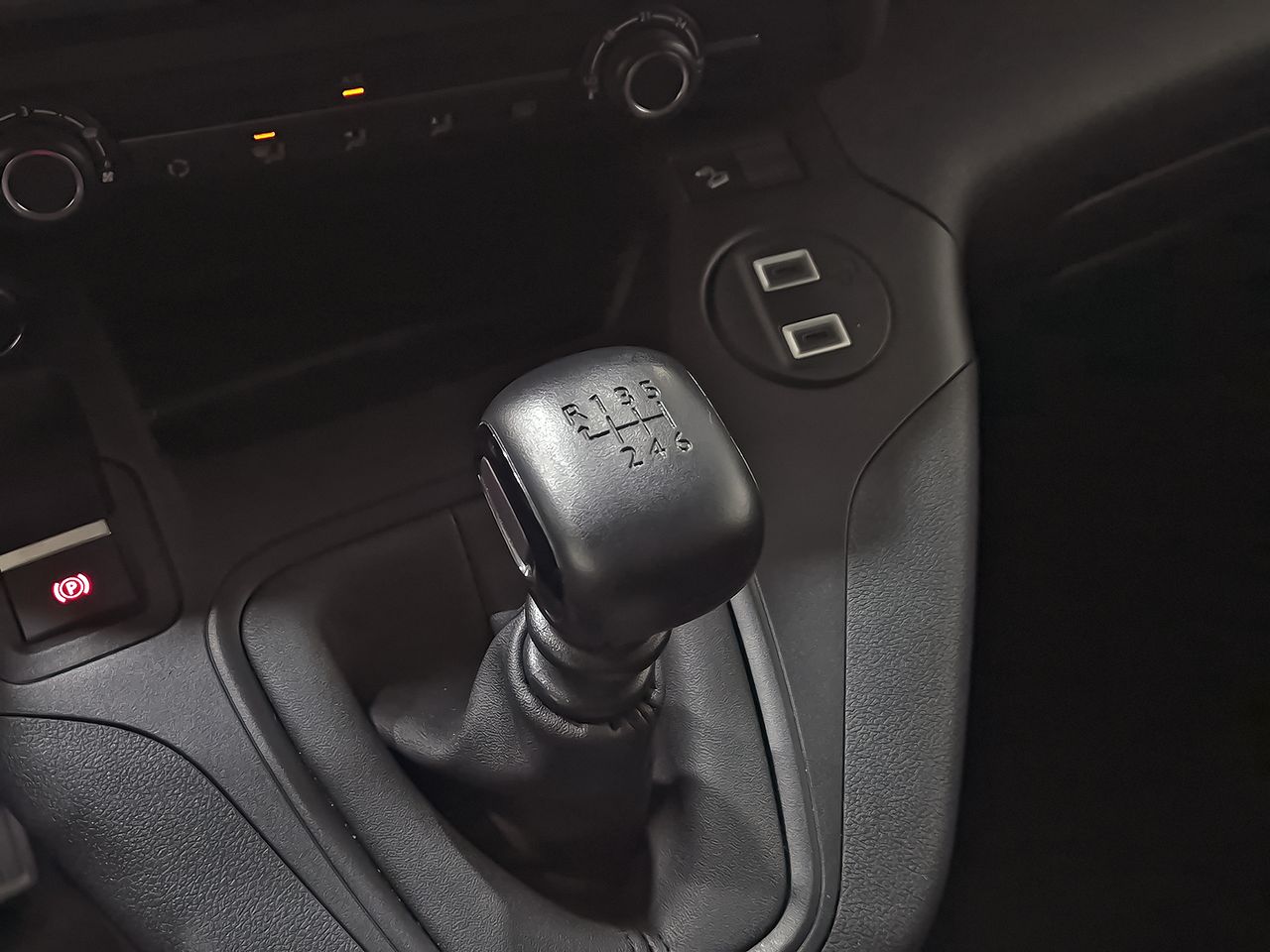 Fiat Doblò 1.5 75kW (100CV) diésel MT6 Talla M - foto 32