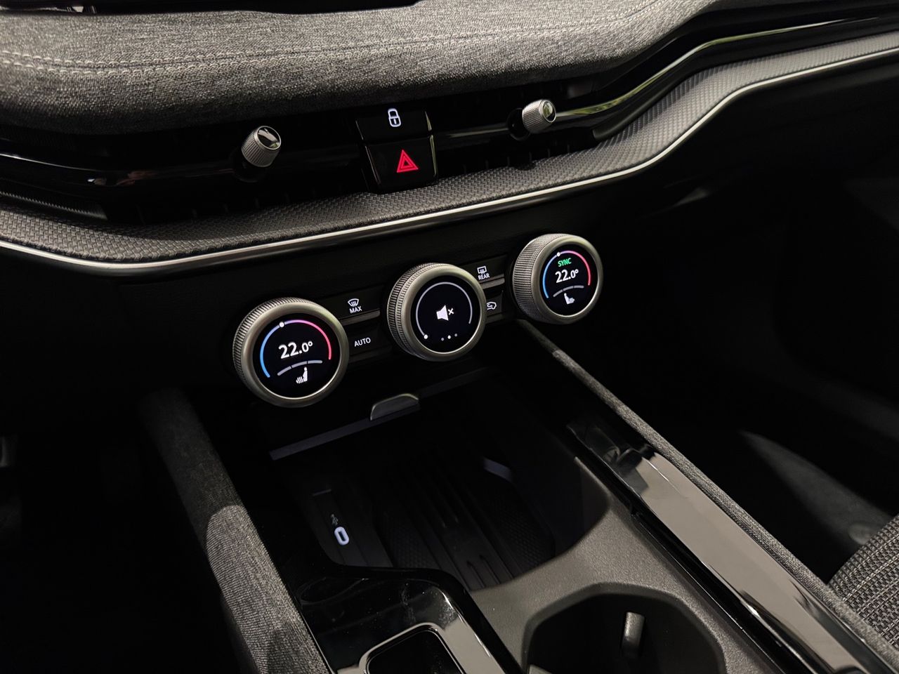 Skoda Superb Combi 1.5 TSI iV P-HEV DSG Selection - foto 15