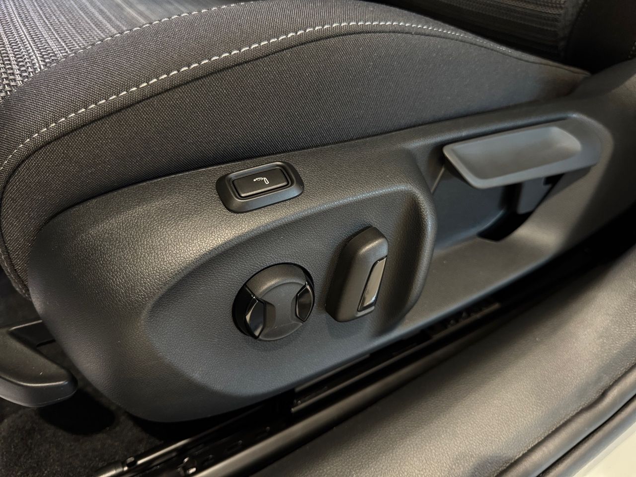 Skoda Superb Combi 1.5 TSI iV P-HEV DSG Selection - foto 20