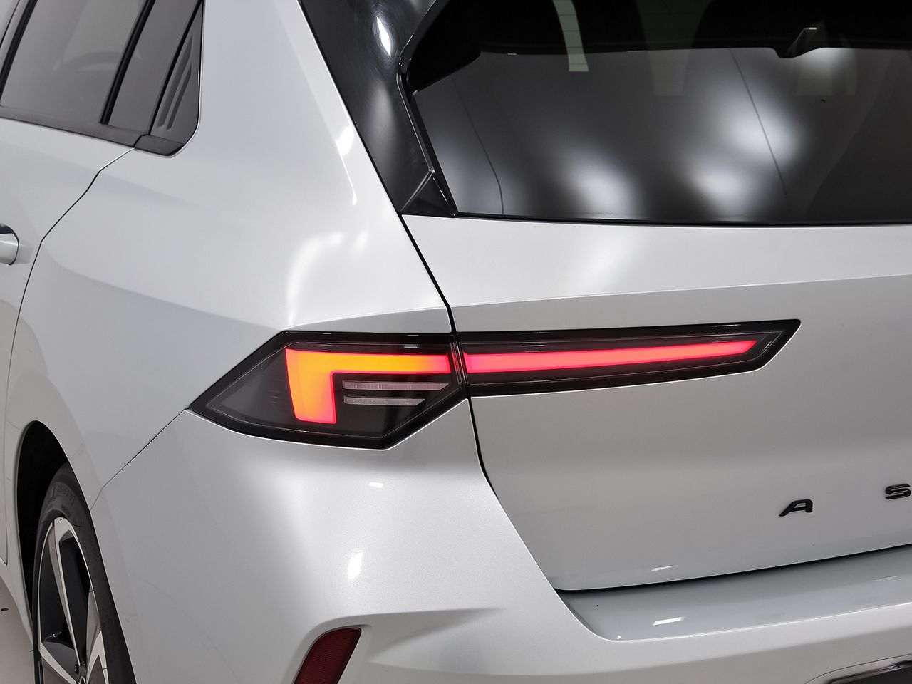 Opel Astra 1.2T XHT 96kW (130CV) GS - foto 35