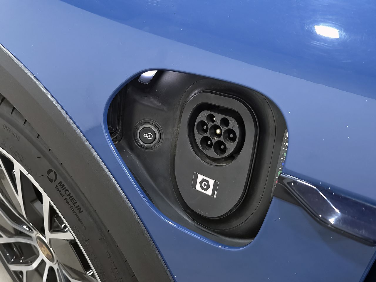 Porsche Taycan 4S Cross Turismo - foto 38