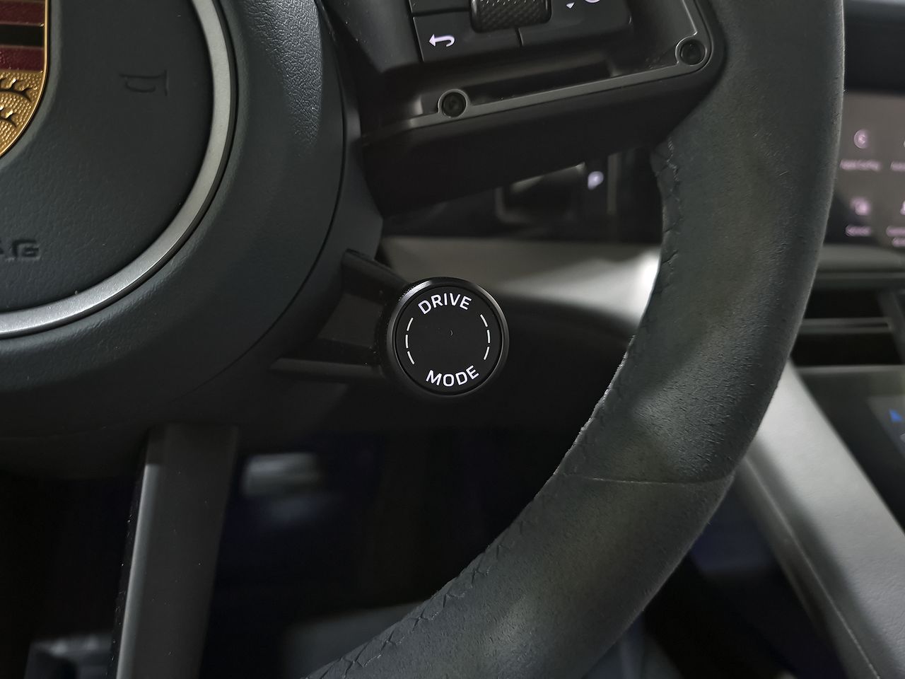 Porsche Taycan 4S Cross Turismo - foto 19