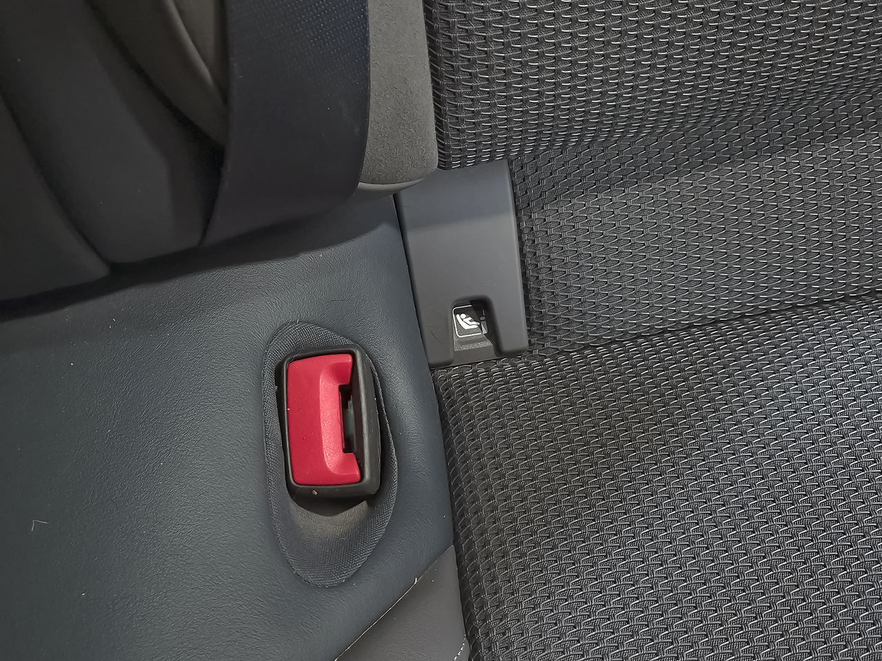 Porsche Taycan 4S Cross Turismo - foto 34