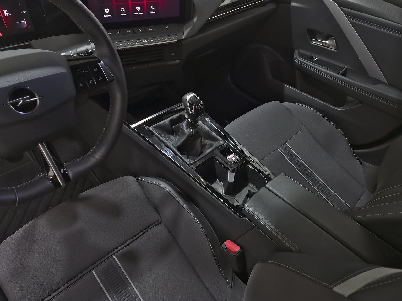 Opel Astra 1.2T XHT 96kW (130CV) GS - foto 29