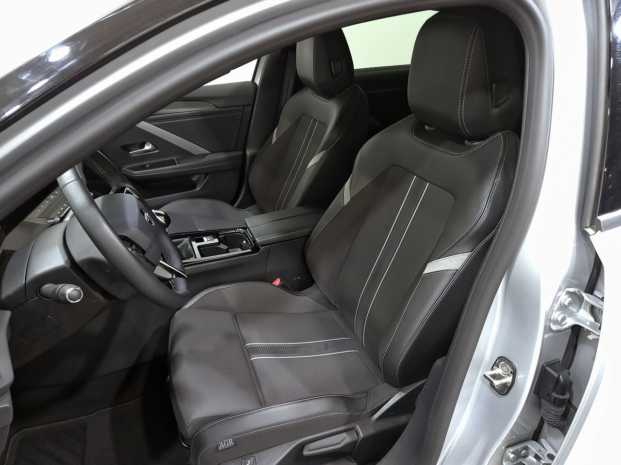 Opel Astra 1.2T XHT 96kW (130CV) GS - foto 8