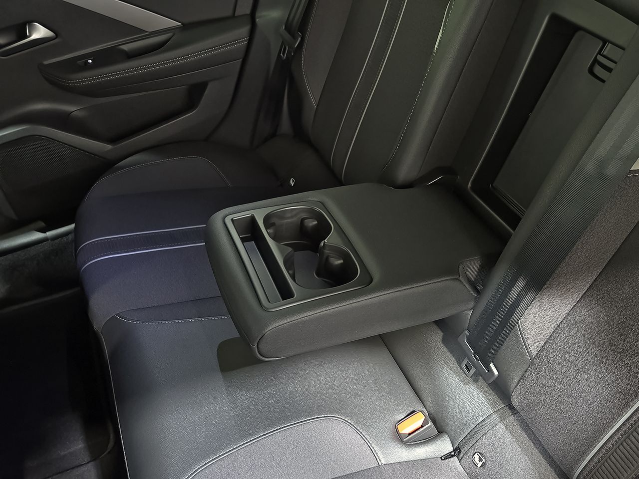 Opel Astra 1.2T XHT 96kW (130CV) GS - foto 33