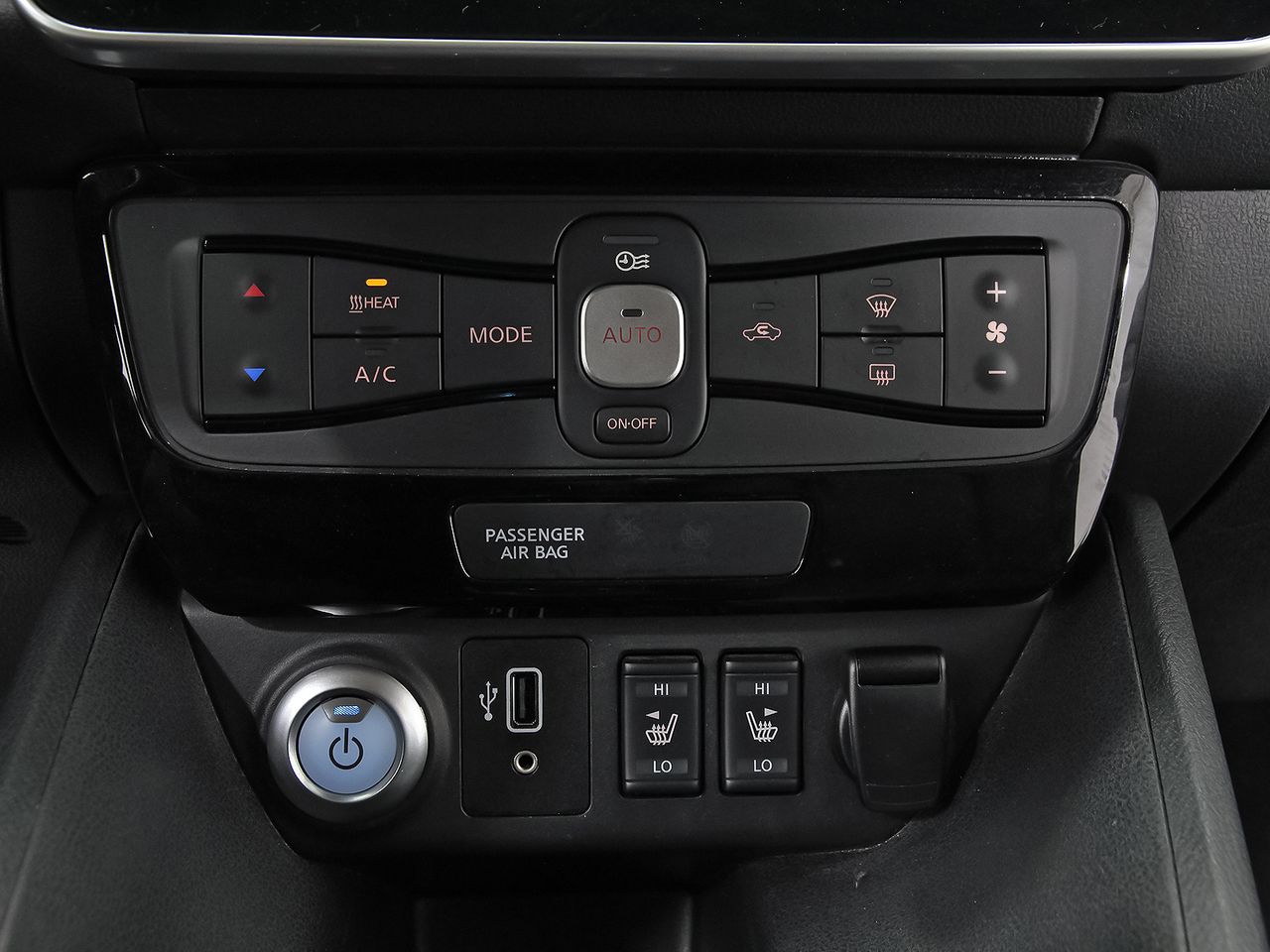 Nissan Leaf 40kWh Tekna - foto 28
