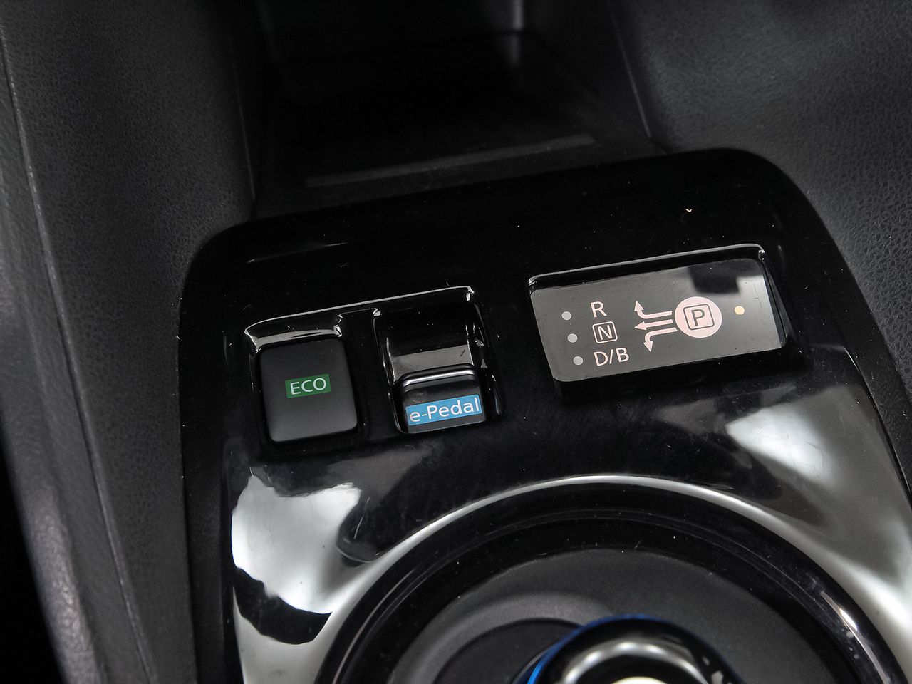 Nissan Leaf 40kWh Tekna - foto 29