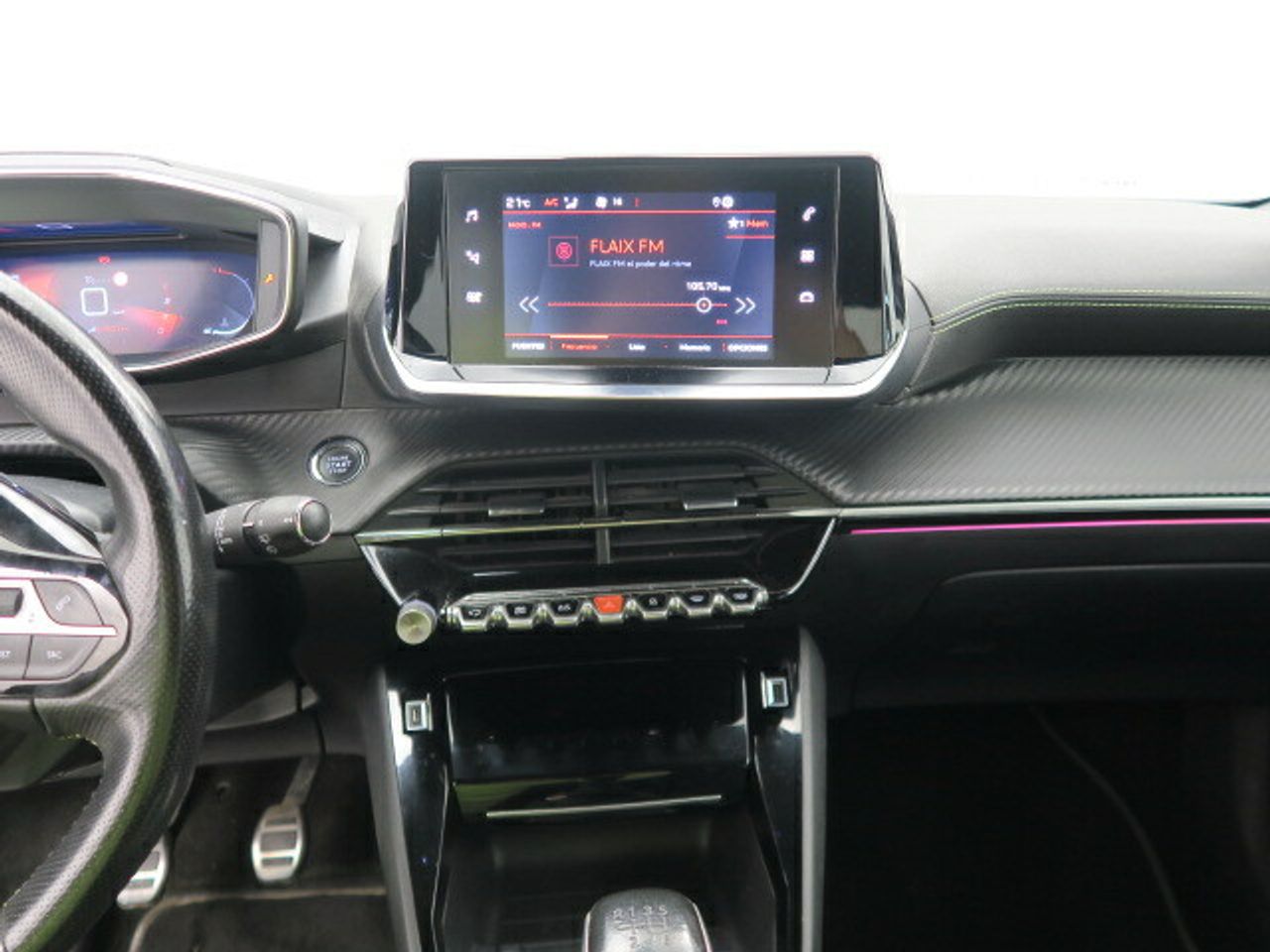 Peugeot 2008 GT Line Puretech 130 S&S BVM6 - foto 12